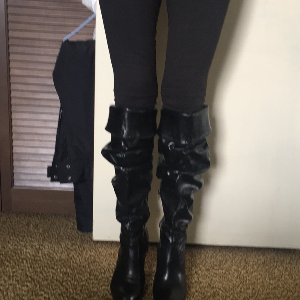 Kenneth Cole boots